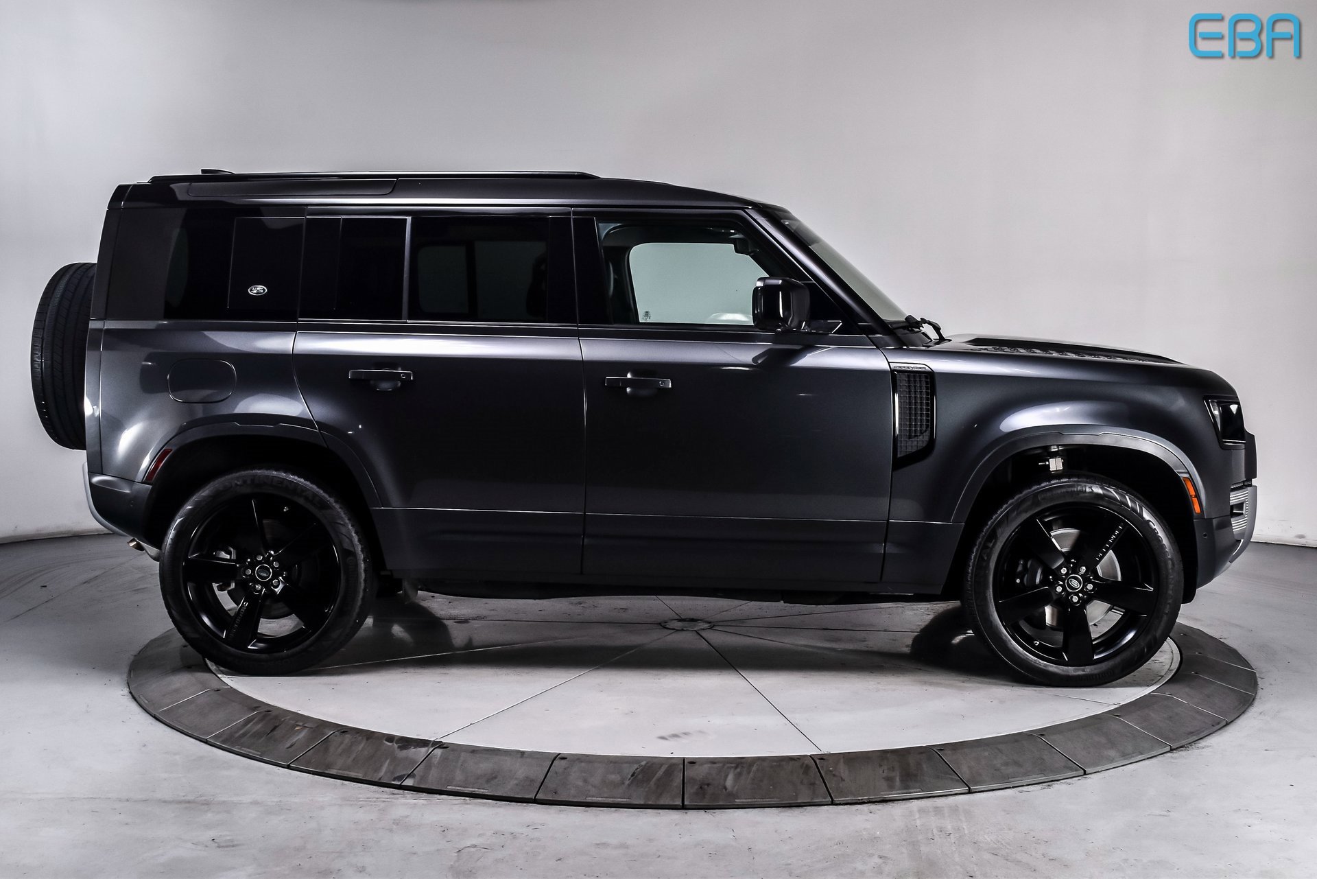 Used 2021 Land Rover Defender 110 SE image 7