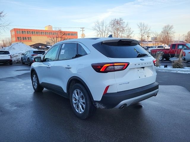 Used 2023 Ford Escape Active image 5