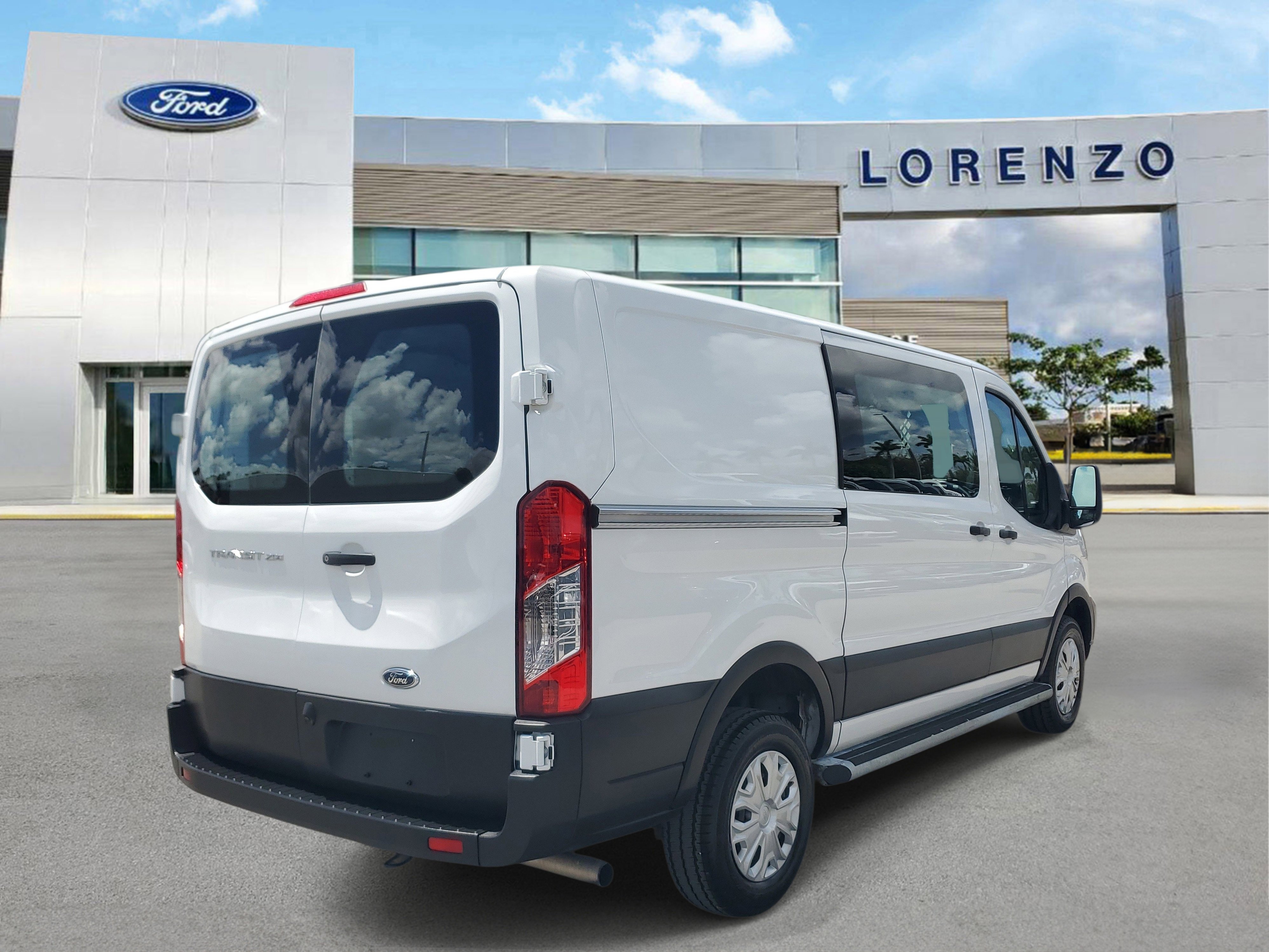 Used 2024 Ford Transit 250 Low Roof w/ Exterior Upgrade Package image 5