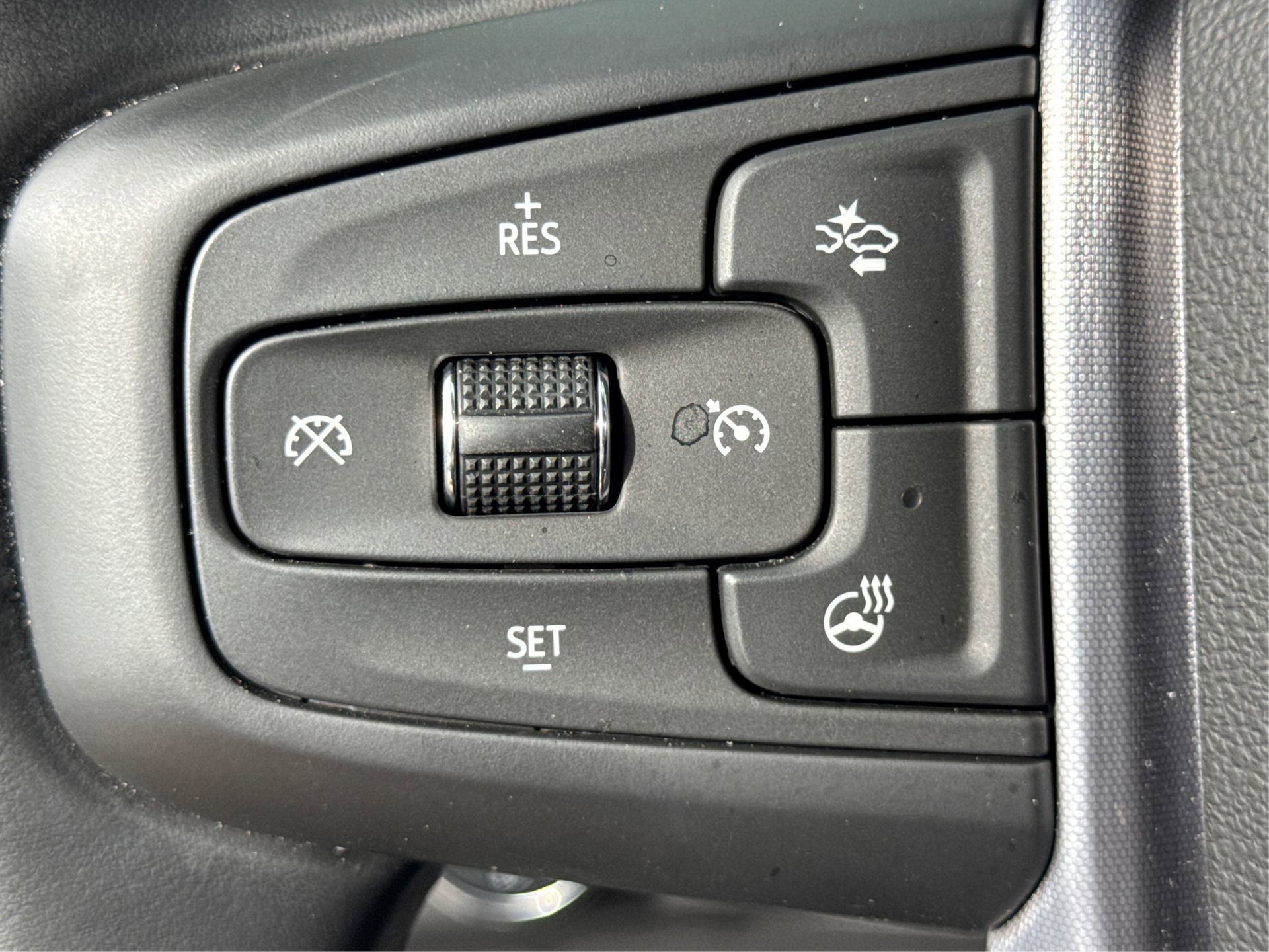 Used 2024 GMC Sierra 1500 SLT w/ SLT Premium Plus Package image 32