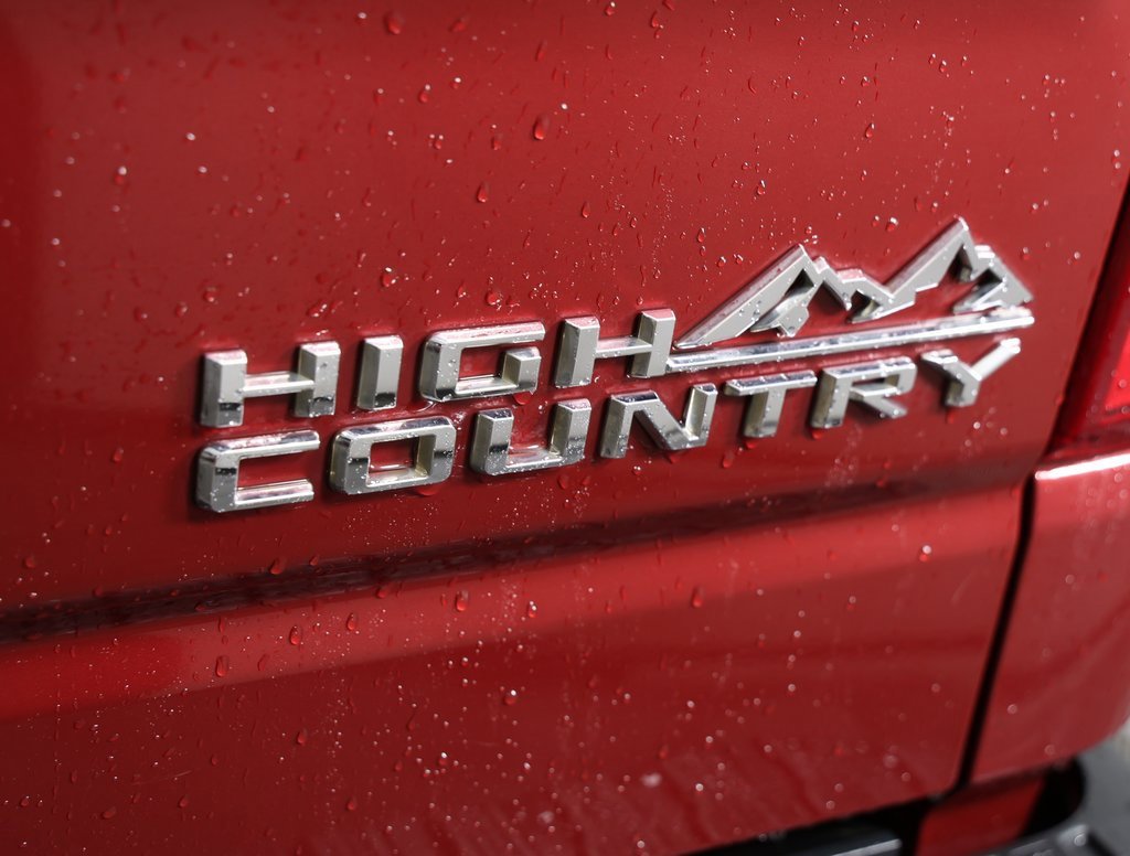 Used 2020 Chevrolet Silverado 1500 High Country w/ Technology Package image 9