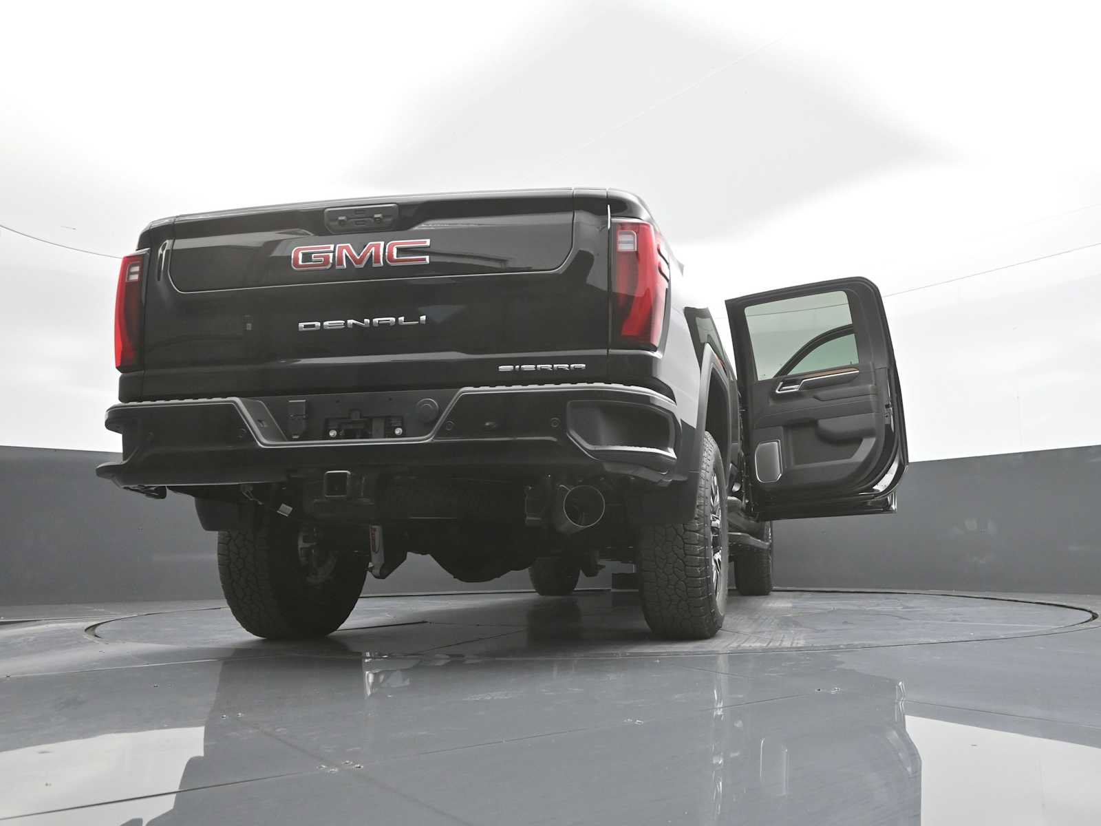 New 2026 GMC Sierra 2500 Denali w/ Technology Package AWD/4WD image 45
