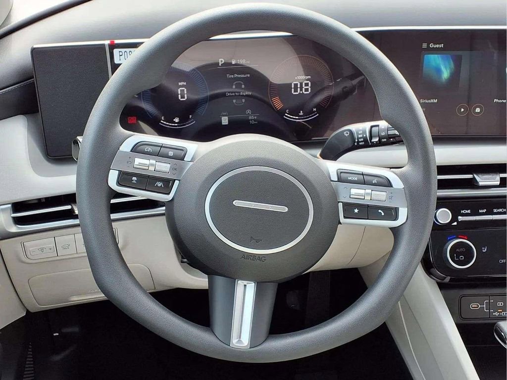 New 2026 Hyundai Tucson SEL image 14