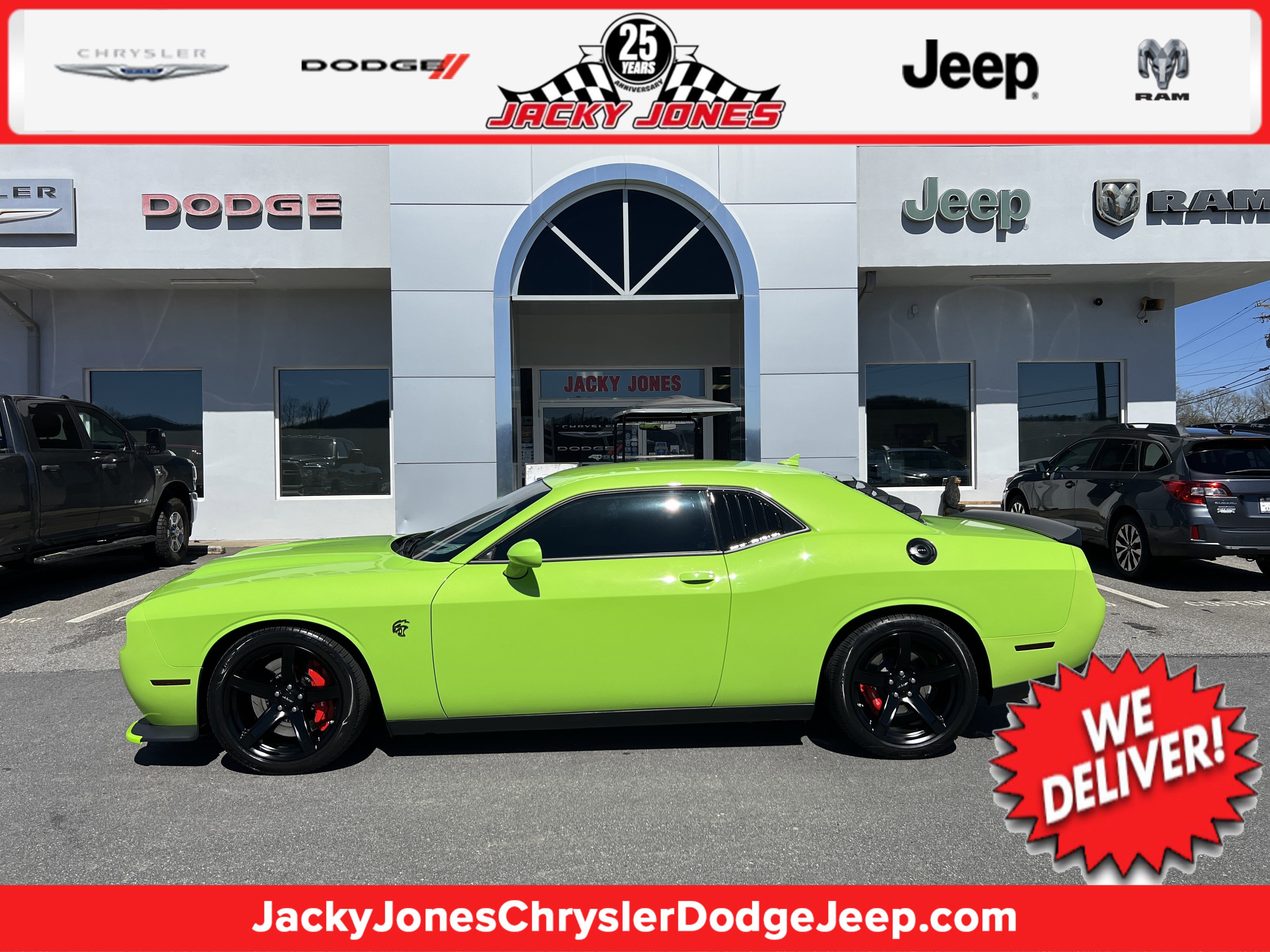 Used 2019 Dodge Challenger SRT Hellcat Redeye image 1
