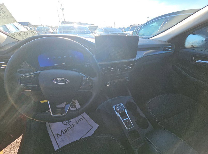 Used 2023 Ford Escape Active w/ Tech Pack #2 image 9