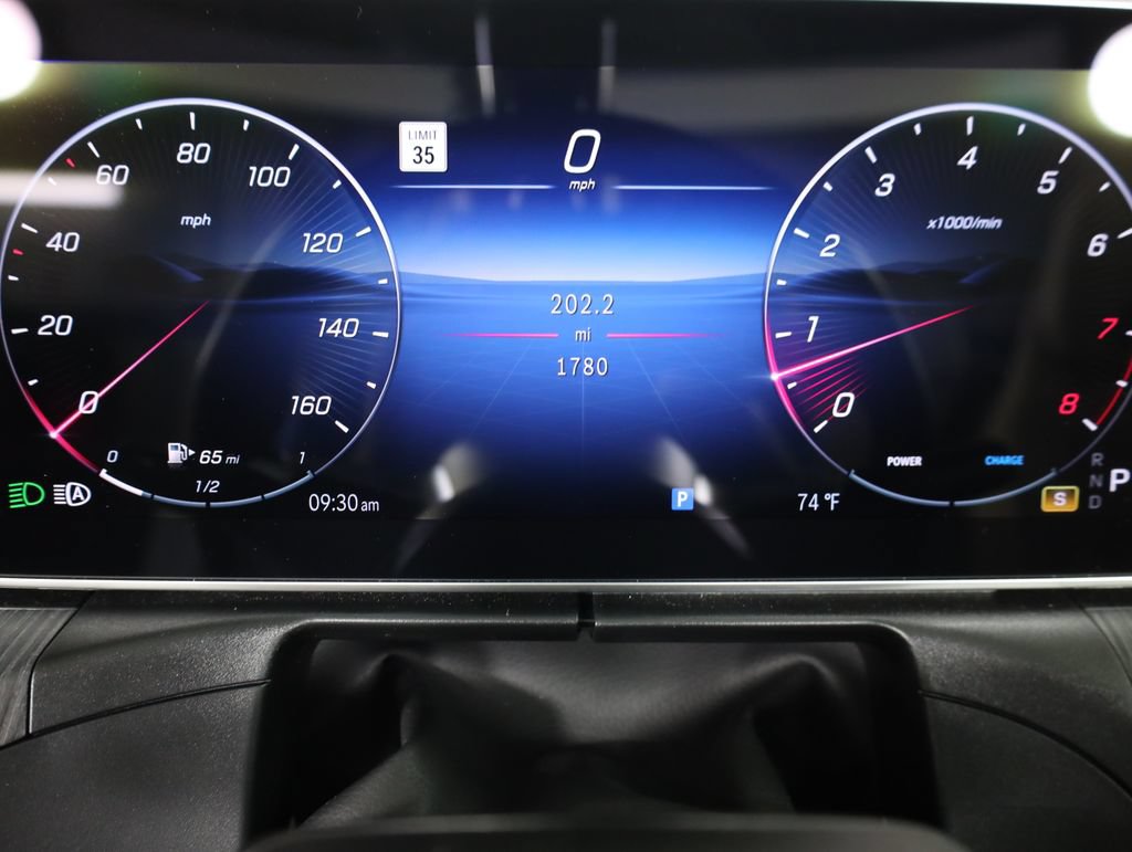 Used 2025 Mercedes-Benz CLE 450 4MATIC Cabriolet image 16
