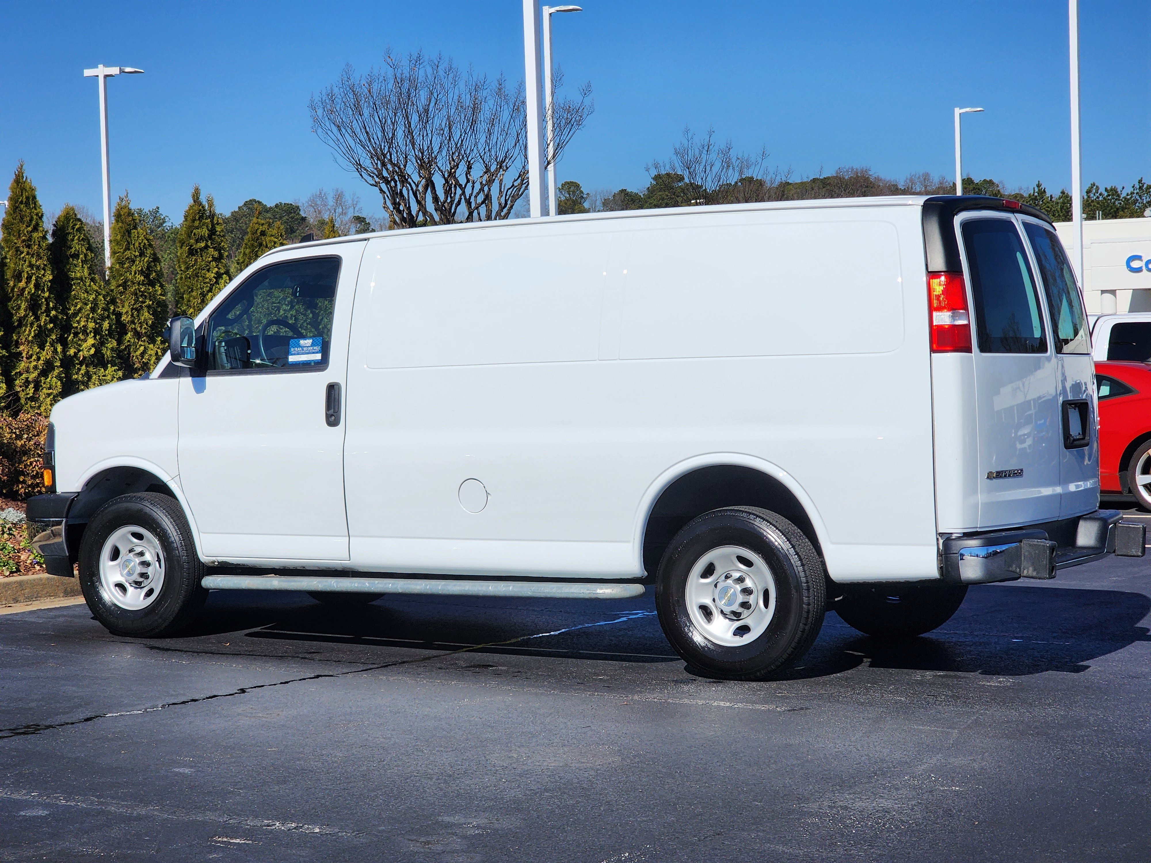 Used 2024 Chevrolet Express 2500 w/ Driver Convenience Package image 9