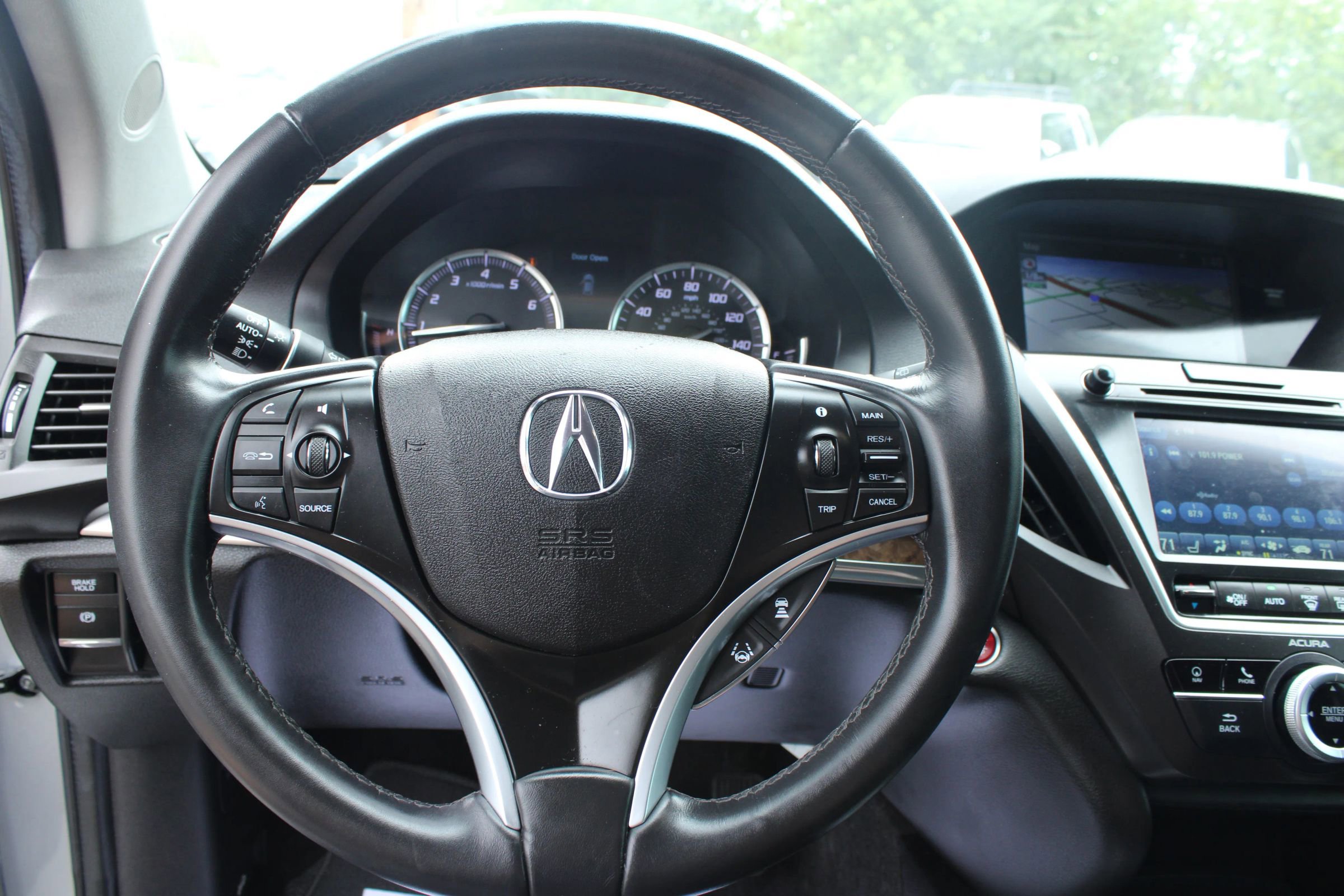 Used 2020 Acura MDX SH-AWD w/Technology Pkg Sport image 12