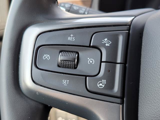 Used 2024 Chevrolet Tahoe Z71 w/ Luxury Package AWD/4WD image 16