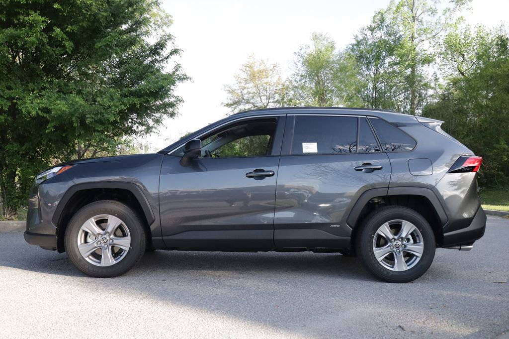 Used 2025 Toyota RAV4 LE image 8