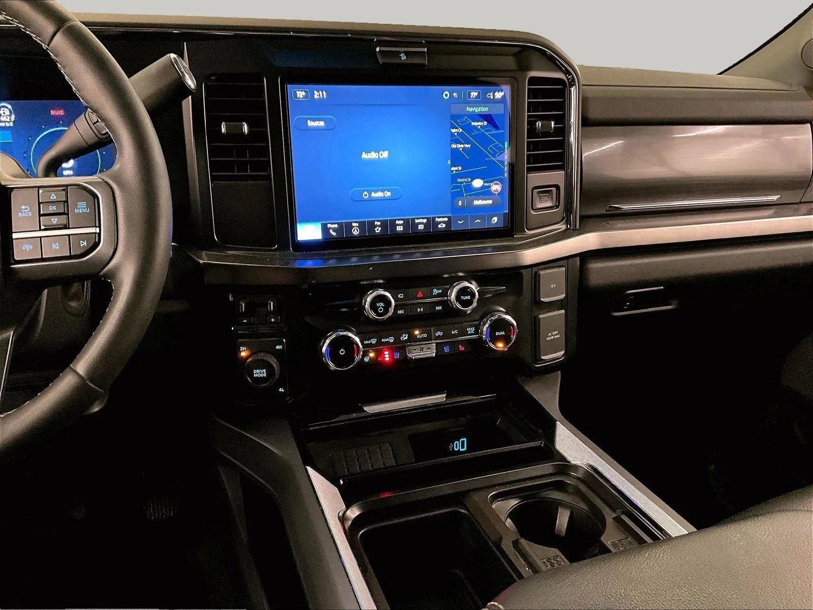 Used 2025 Ford F350 Lariat w/ Chrome Package image 6