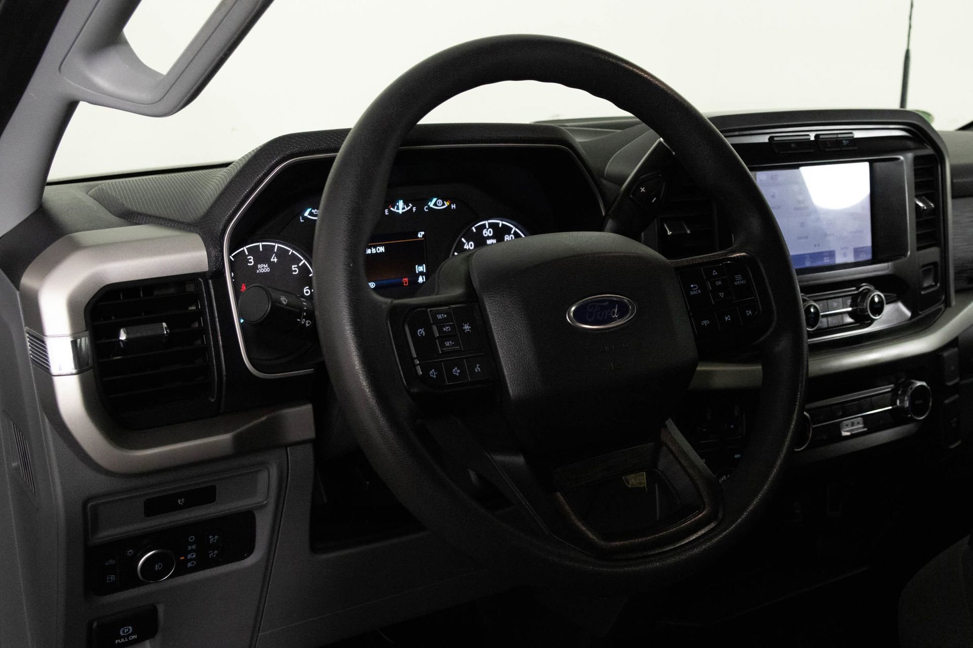 Used 2022 Ford F150 XLT w/ Trailer Tow Package image 30