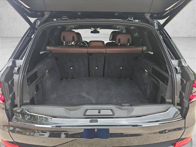 Used 2022 BMW X5 xDrive40i w/ Executive Package AWD/4WD image 6