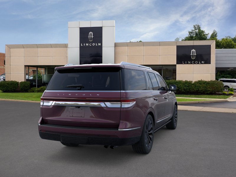 New 2024 Lincoln Navigator L Reserve AWD/4WD image 8