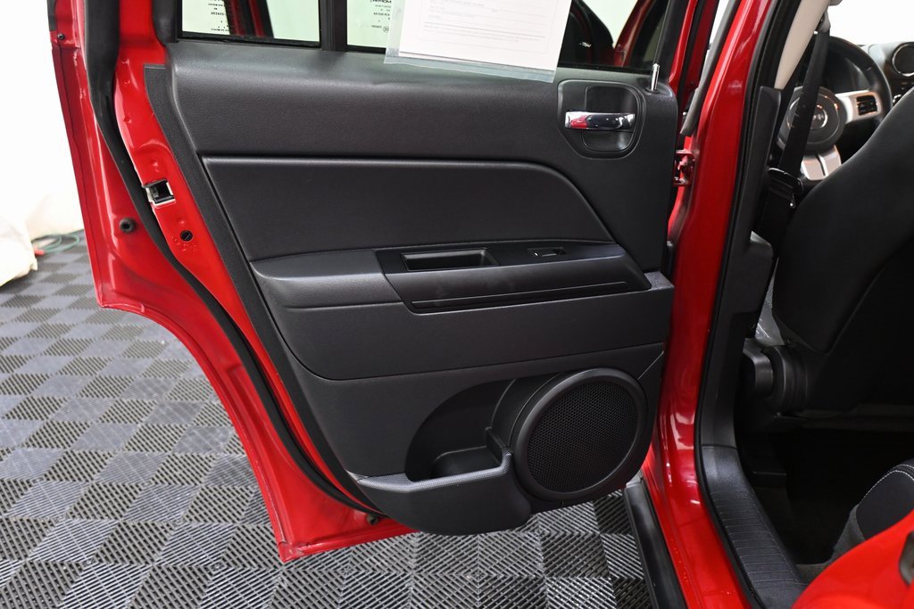 Used 2017 Jeep Compass Sport w/ Power Value Group image 20