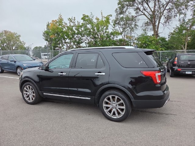 Used 2017 Ford Explorer Limited AWD/4WD image 6