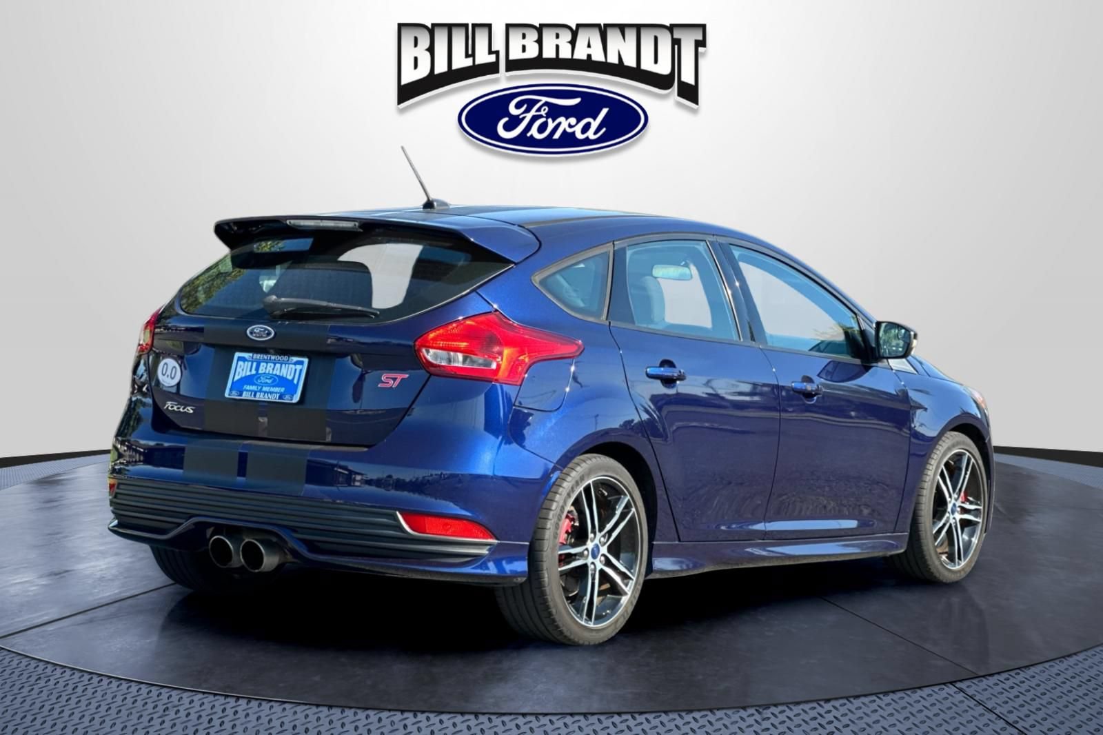 Used 2016 Ford Focus ST FWD image 3