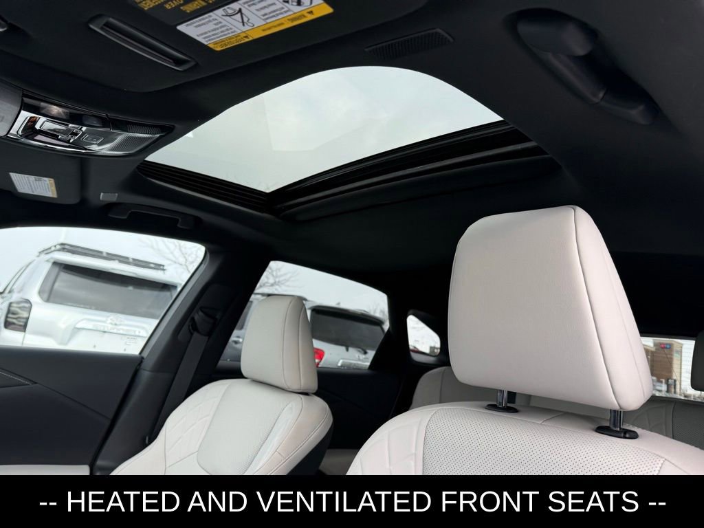 Used 2025 Lexus RX 350 Premium w/ Accessory Package image 7