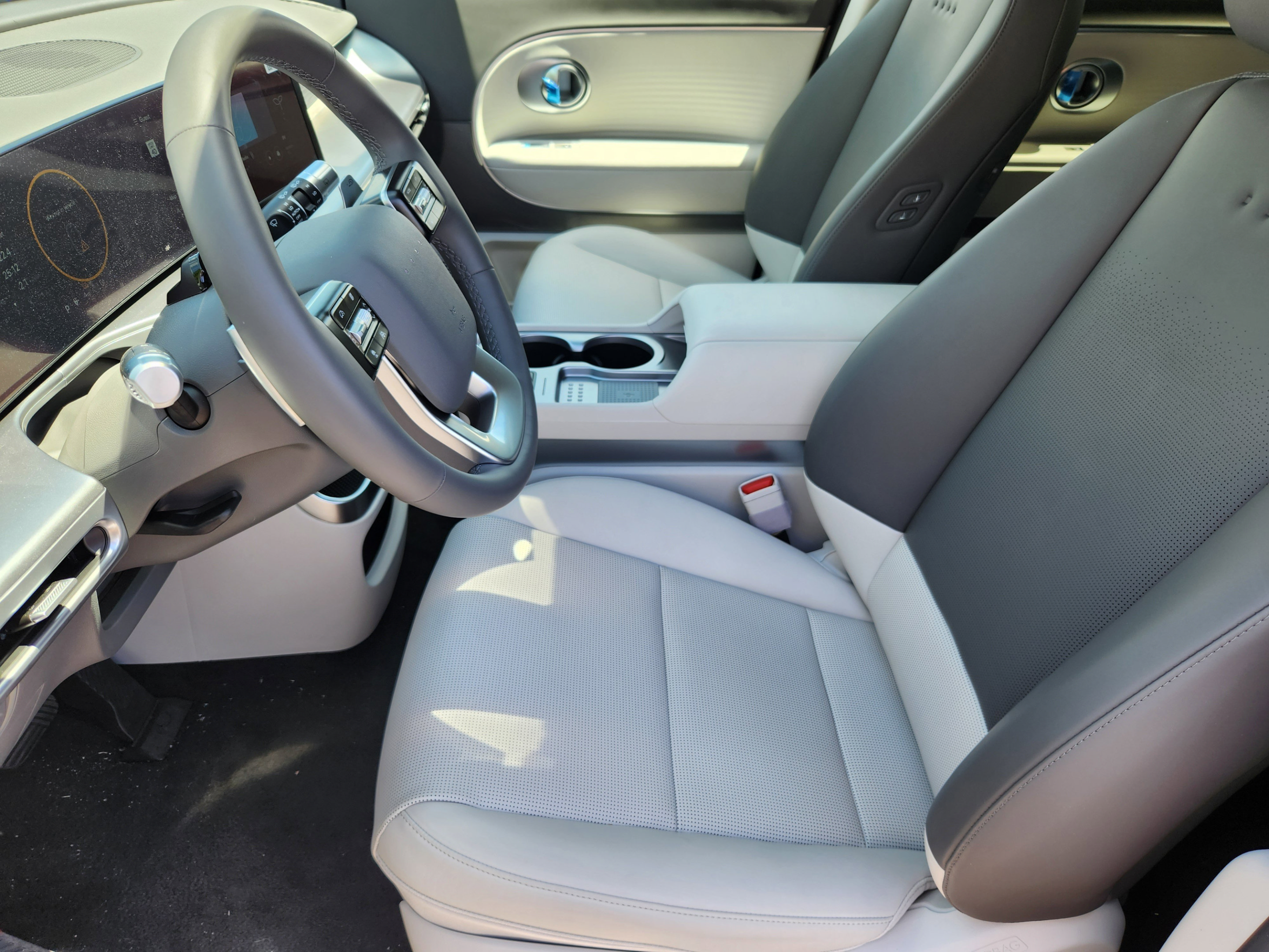 New 2026 Hyundai Ioniq 9 SEL AWD/4WD image 13