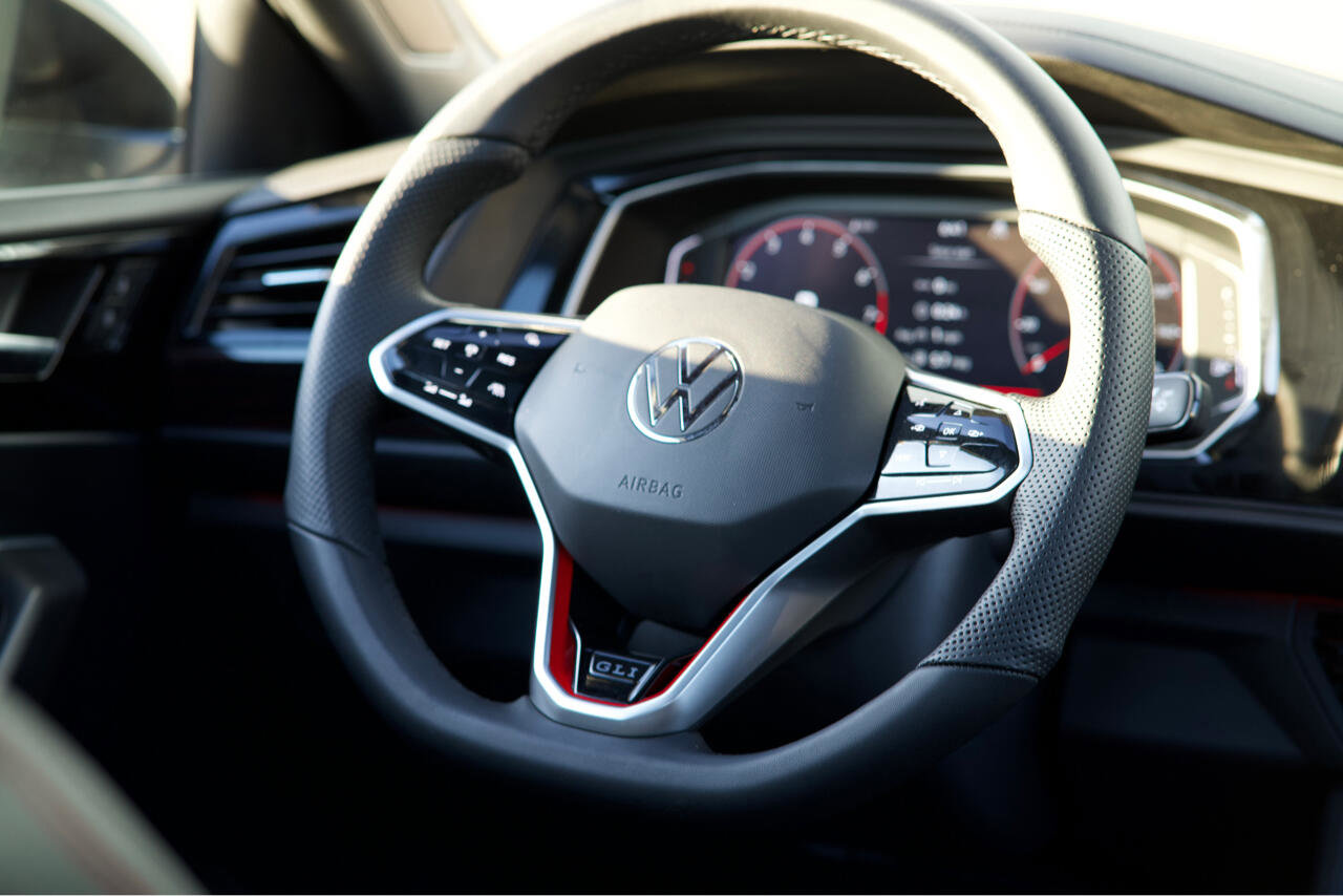 Used 2022 Volkswagen Jetta GLI Autobahn w/ GLI Black Package image 40