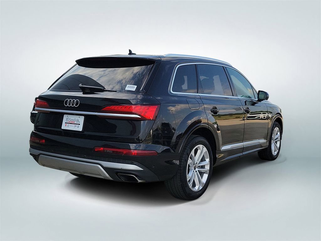 Used 2025 Audi Q7 3.0T Premium Plus AWD/4WD image 3