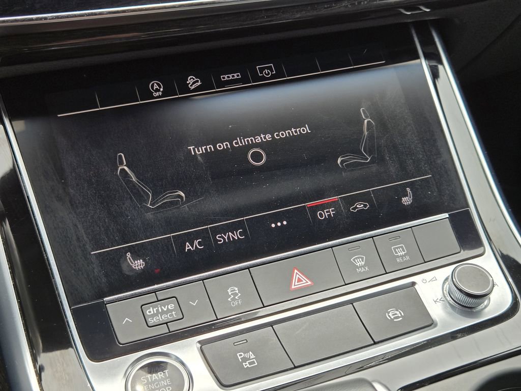 Used 2025 Audi Q7 3.0T Premium Plus AWD/4WD image 13