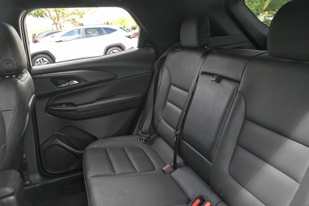 Used 2023 Chevrolet TrailBlazer ACTIV image 11