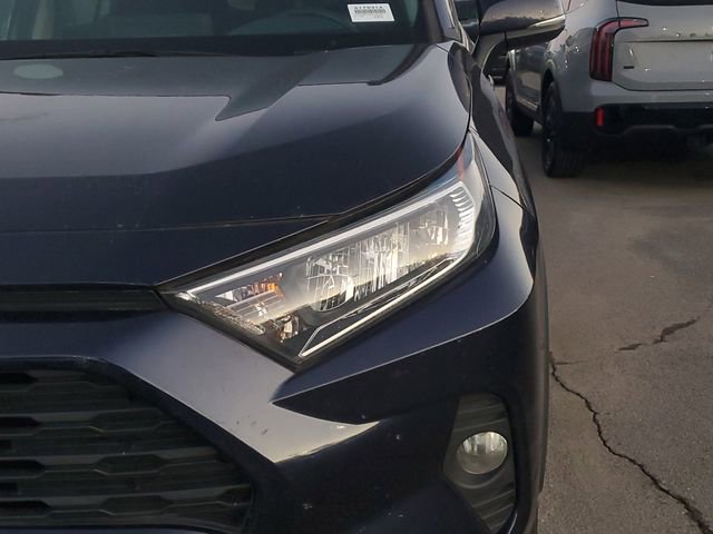 Used 2021 Toyota RAV4 XLE image 4