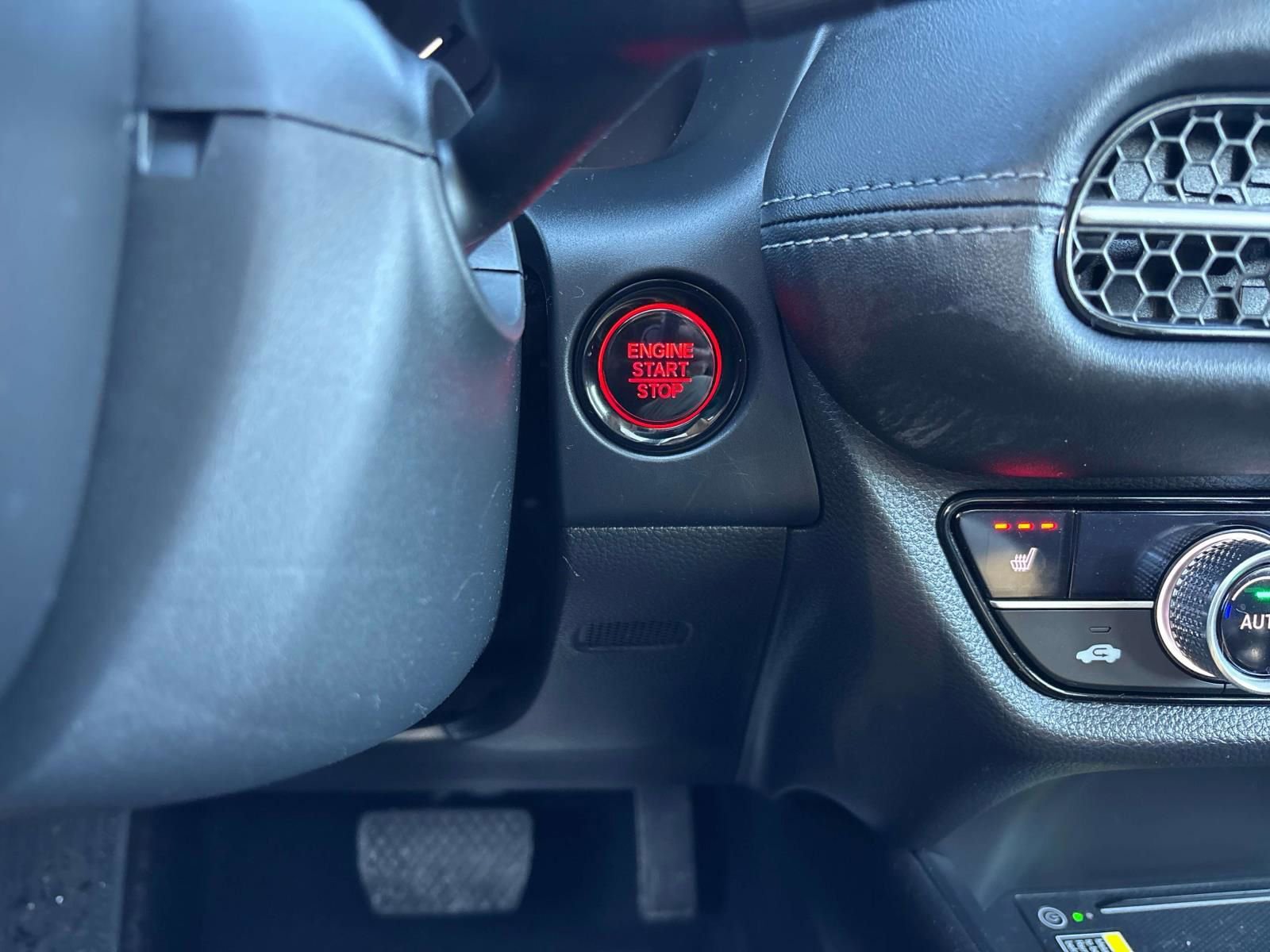 Certified 2024 Honda HR-V EX-L image 30