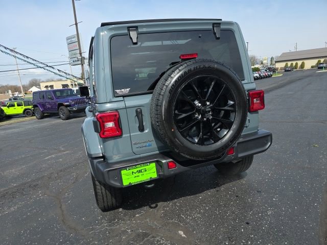 Used 2025 Jeep Wrangler Unlimited Sahara w/ Safety Group image 6