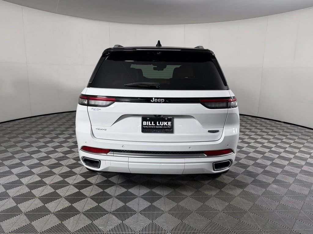 Used 2023 Jeep Grand Cherokee Summit w/ Adv Protech Group IV AWD/4WD image 9
