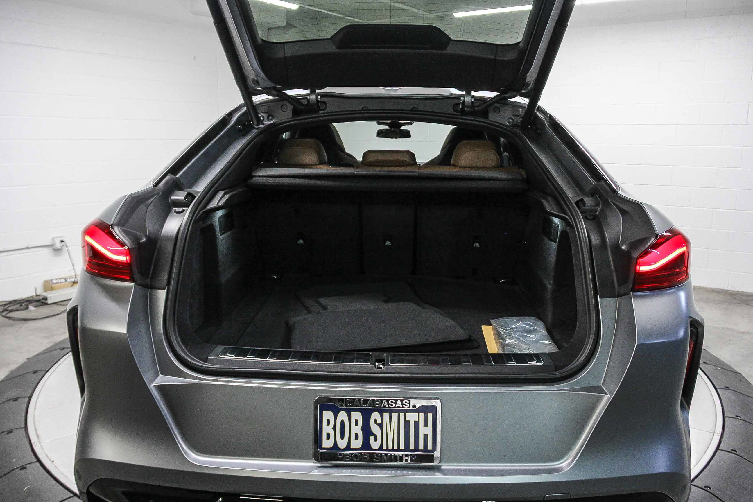 Used 2025 BMW X6 M Competition w/ Executive Package image 27