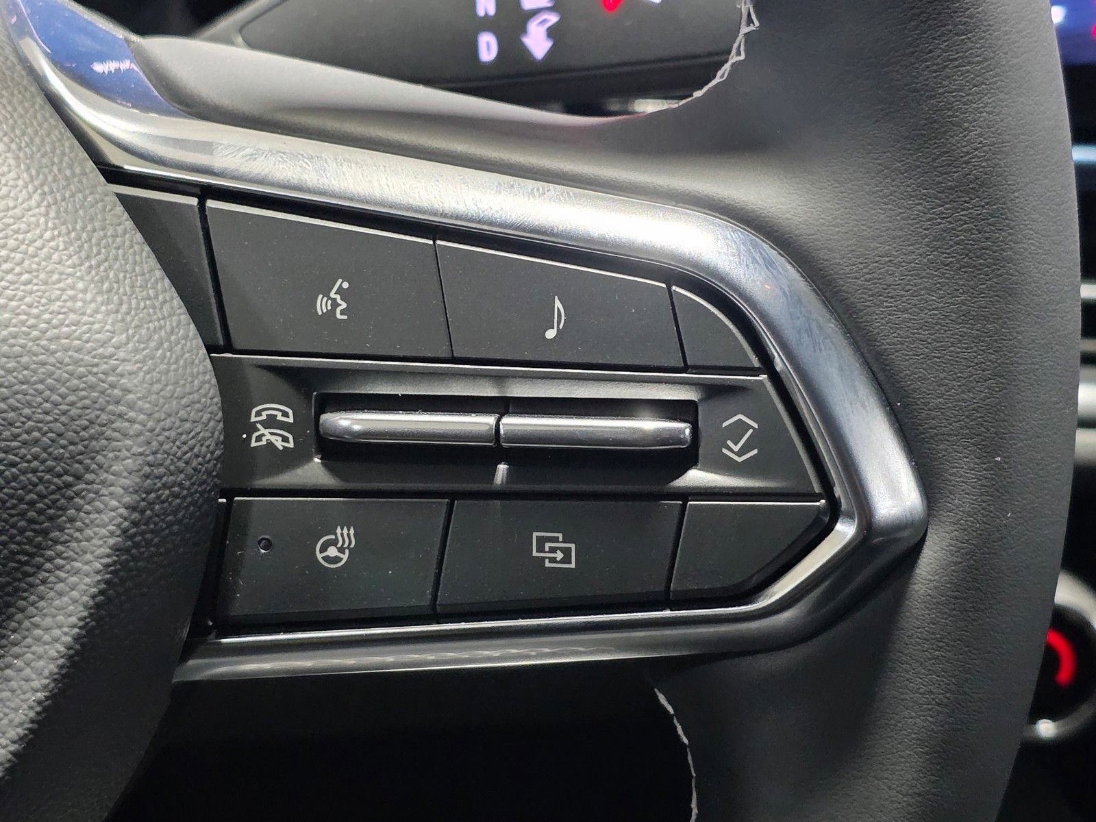 New 2026 Chevrolet Equinox EV LT image 31