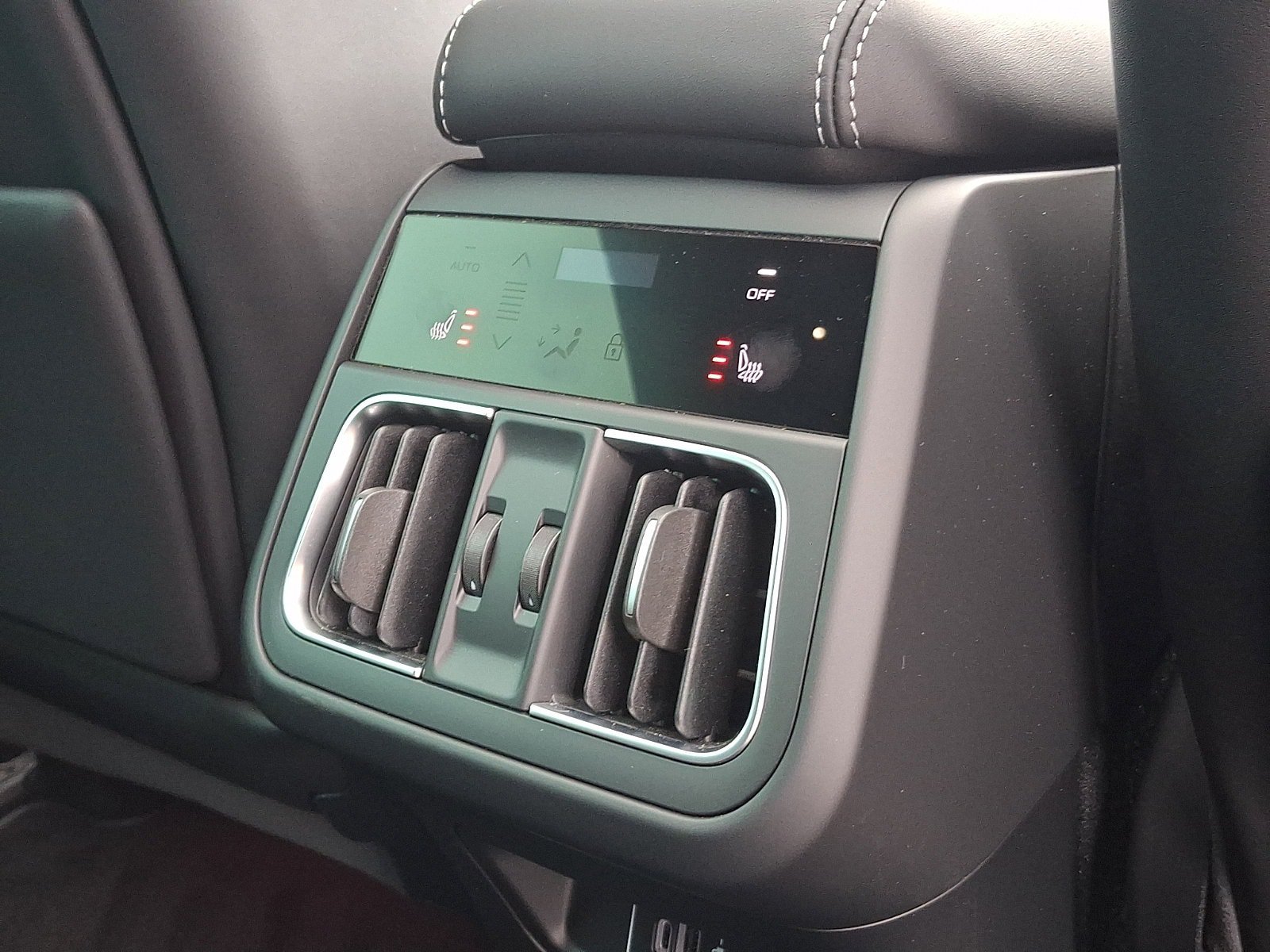 Certified 2025 Maserati Grecale Folgore AWD/4WD image 28