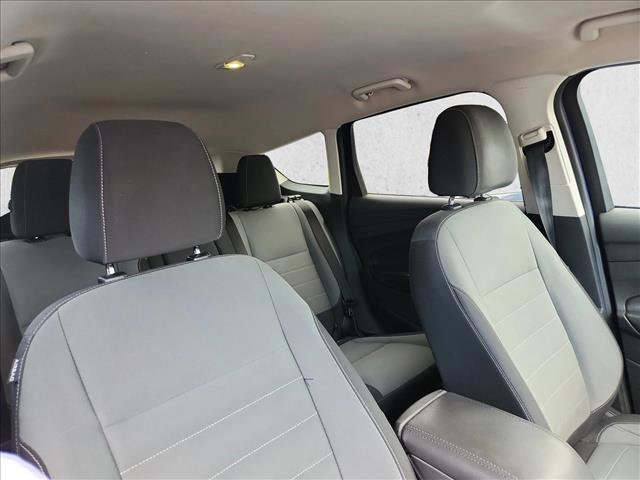Used 2016 Ford Escape SE AWD/4WD image 15