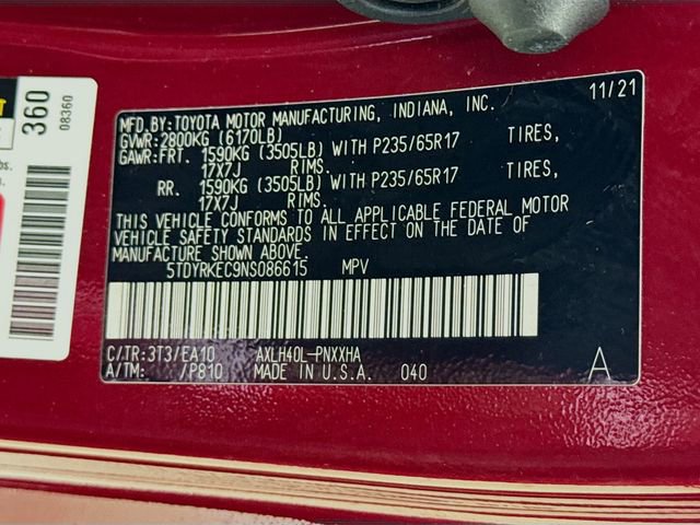 Used 2022 Toyota Sienna XLE image 34