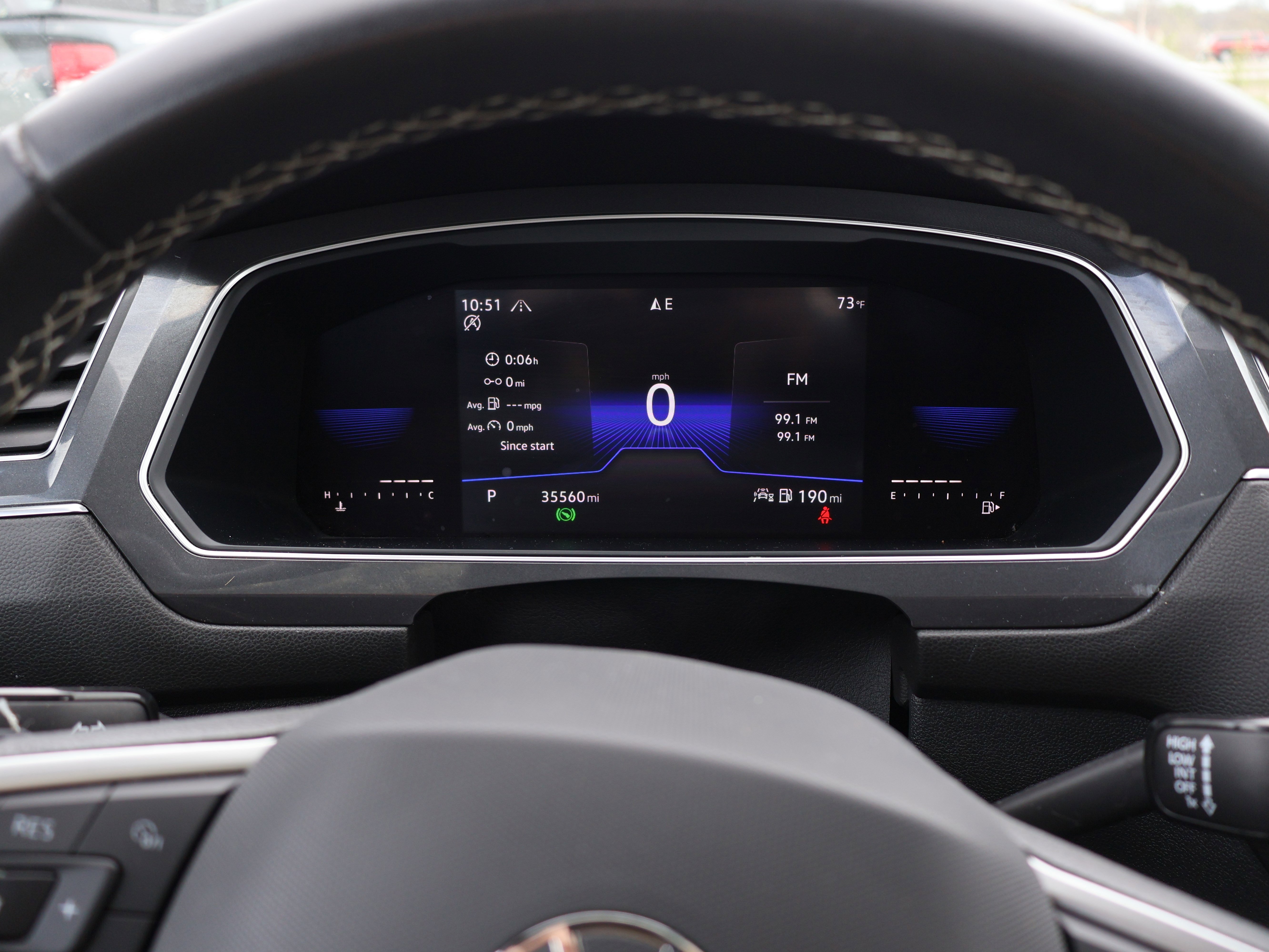 Used 2023 Volkswagen Tiguan SE image 31