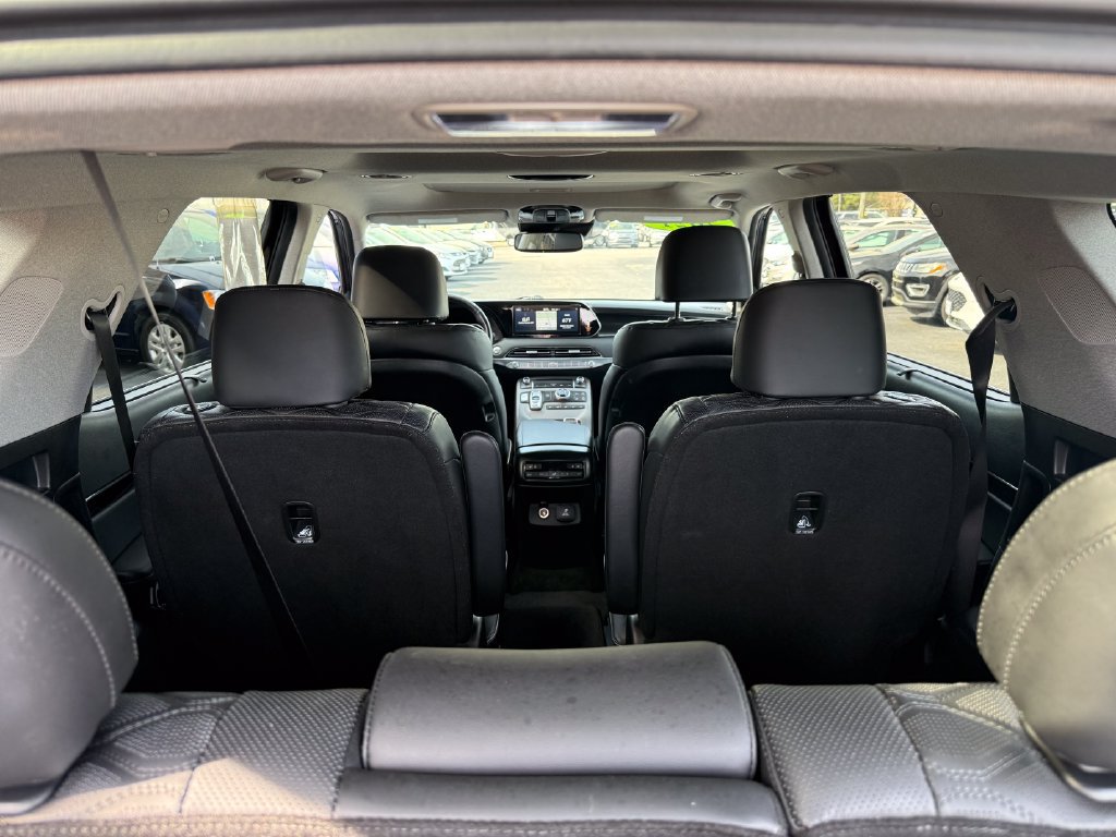 Used 2021 Hyundai Palisade Limited w/ Cargo Package AWD/4WD image 24