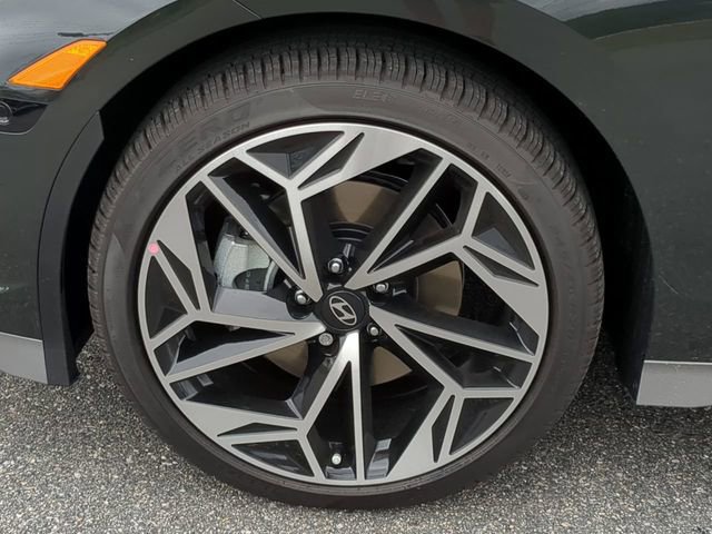 Used 2023 Hyundai Ioniq 6 Limited w/ Cargo Package image 11