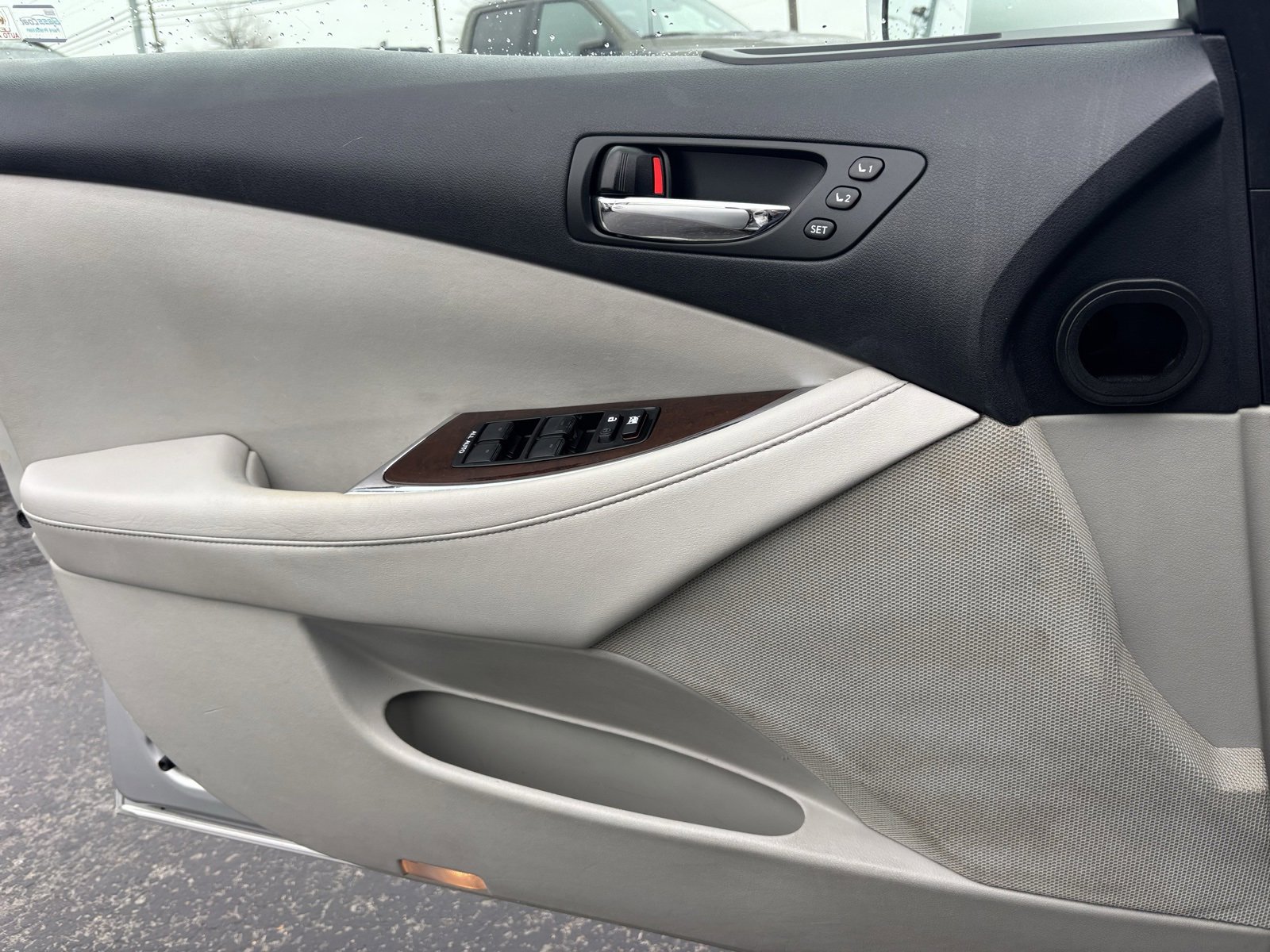 Used 2010 Lexus ES 350 image 16