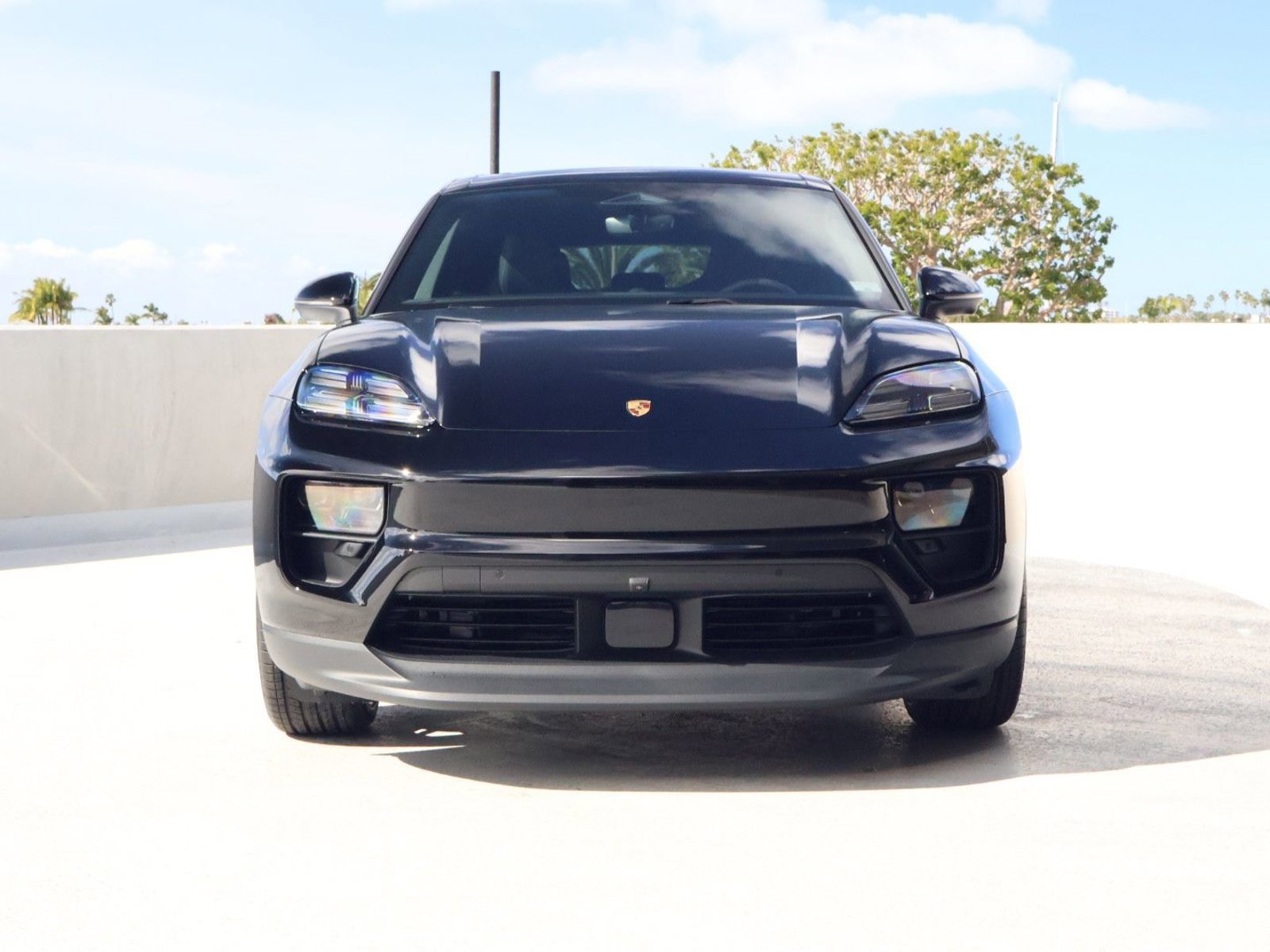 New 2026 Porsche Macan Electric RWD image 6