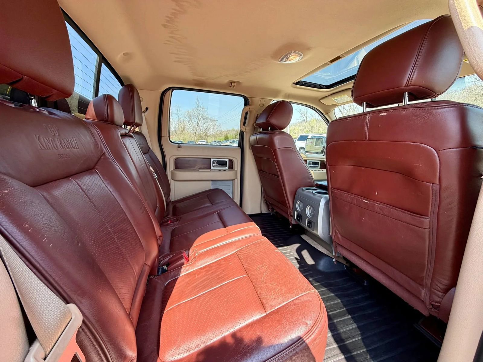 Used 2014 Ford F150 King Ranch w/ King Ranch Luxury Package image 16