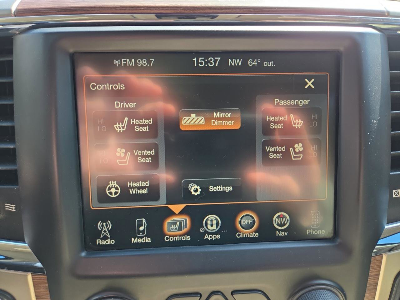 Used 2013 RAM 1500 Laramie w/ Convenience Group AWD/4WD image 22