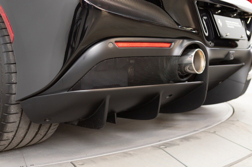 Certified 2021 Ferrari F8 Tributo image 46