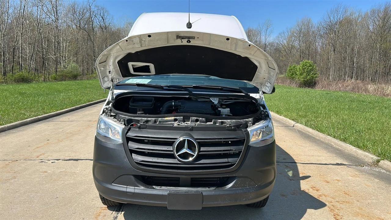 Used 2022 Mercedes-Benz Sprinter 2500 image 20