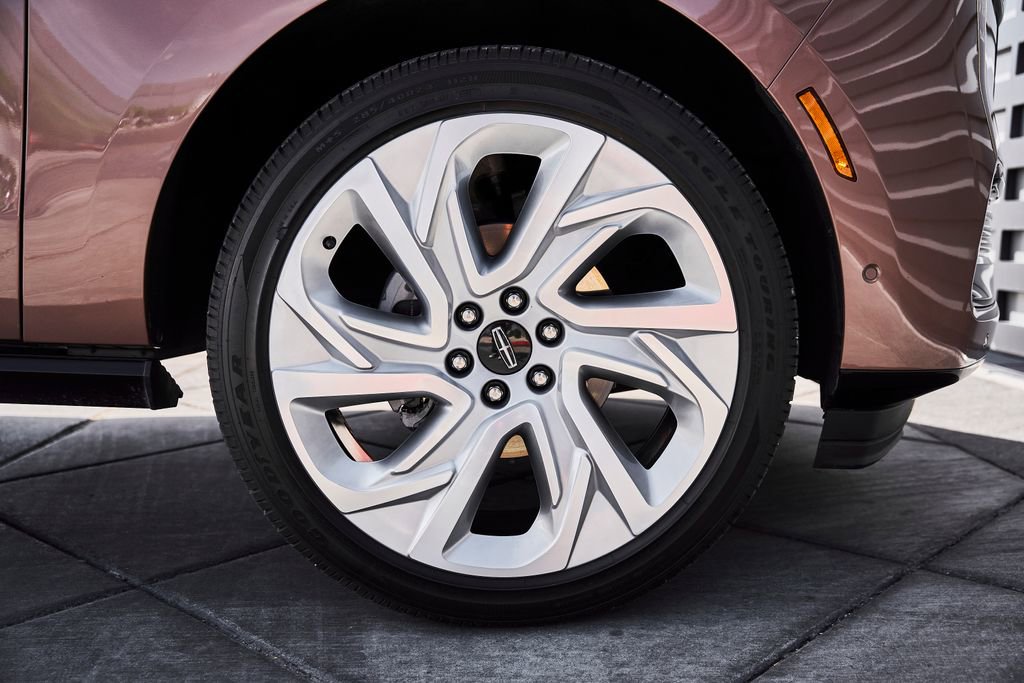 Used 2025 Lincoln Navigator Black Label AWD/4WD image 20