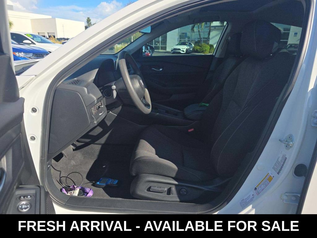 Used 2024 Honda Accord EX image 6
