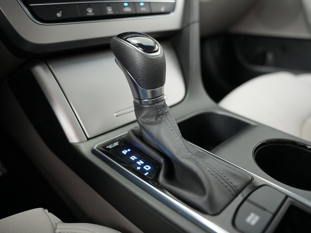Used 2015 Hyundai Sonata Sport FWD image 25