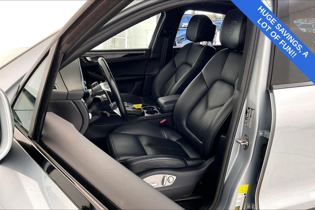 Used 2020 Porsche Macan S image 34