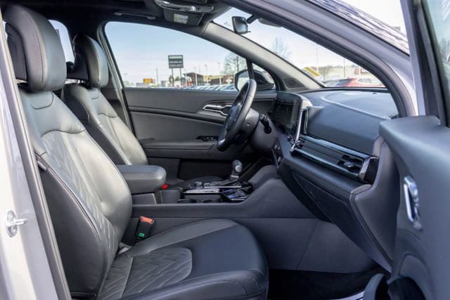 Used 2024 Kia Sportage X-Pro image 7